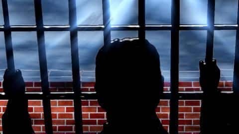 J&K- Prisoner allegedly stripped, brutalized, kept hungry in police lockup J&K- Prisoner allegedly stripped, brutalized, kept hungry in police lockup