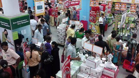 Delhi workers get more wages but less offs: Report Delhi workers get more wages but less offs: Report