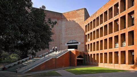 Prachi Sukhwani, with 80% vision loss, makes it to IIM-A! Prachi Sukhwani, with 80% vision loss, makes it to IIM-A!