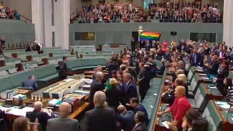 Australia becomes 25th country to legalize gay marriage