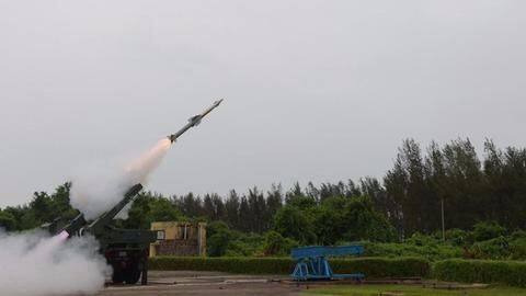 India successfully test-fires indigenous short-range QRSAM missile India successfully test-fires indigenous short-range QRSAM missile