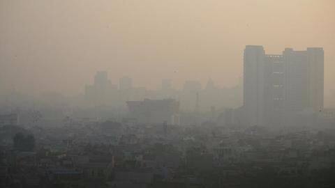 Delhi pollution: What can you do to keep yourself safe? Delhi pollution: What can you do to keep yourself safe?