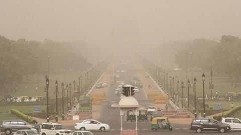 Delhi chokes as air-quality cross 'emergency'-levels, no respite till weekend Delhi chokes as air-quality cross 'emergency'-levels, no respite till weekend