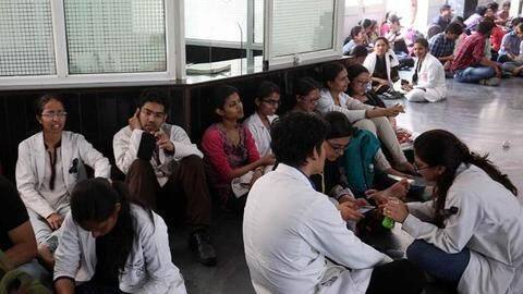 AIIMS resident doctors call off strike after three days AIIMS resident doctors call off strike after three days