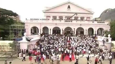 Two killed, 30 injured in stampede at Karunanidhi's funeral Two killed, 30 injured in stampede at Karunanidhi's funeral