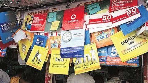 Aadhaar no longer mandatory to get new SIM cards Aadhaar no longer mandatory to get new SIM cards