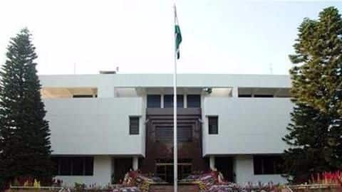 Pakistani man alleges Indian High Commission detained newly-wed wife Pakistani man alleges Indian High Commission detained newly-wed wife