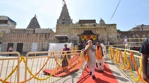 Modi in Gujarat: First visit to hometown Vadnagar since 2014 Modi in Gujarat: First visit to hometown Vadnagar since 2014