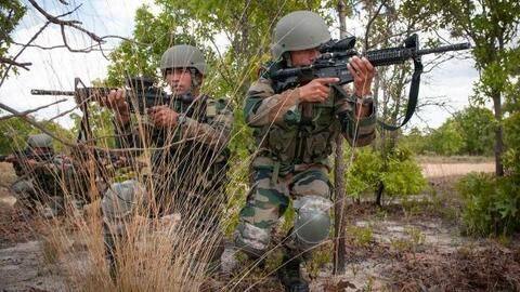 Shopian deaths: SC puts FIR against Army major on stay Shopian deaths: SC puts FIR against Army major on stay