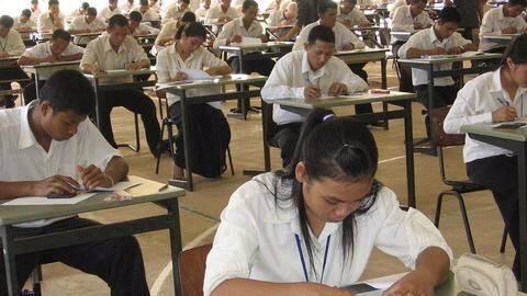 SC orders TN to follow NEET after Centre withdraws exemption SC orders TN to follow NEET after Centre withdraws exemption