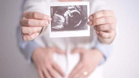 Female foeticide: Doctors recommend making sex determination tests mandatory! Female foeticide: Doctors recommend making sex determination tests mandatory!