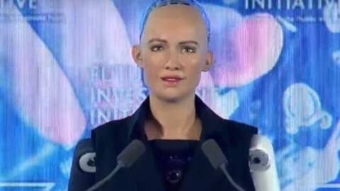 Saudi Arabia grants citizenship to robot in historic decision Saudi Arabia grants citizenship to robot in historic decision