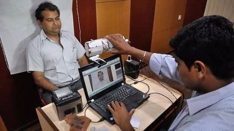 After banks' objection, UIDAI relaxes Aadhaar enrolment rules After banks' objection, UIDAI relaxes Aadhaar enrolment rules