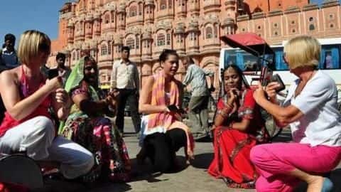 India's foreign tourist arrivals touch new high at 1cr mark India's foreign tourist arrivals touch new high at 1cr mark