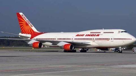 United Indian airlines bar abusive Sena MP from flying United Indian airlines bar abusive Sena MP from flying