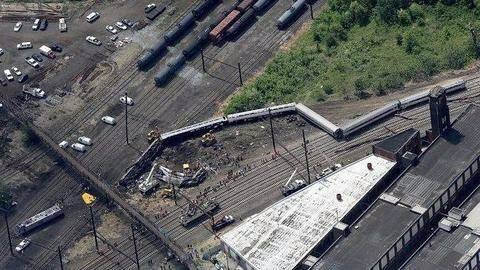Washington: 3 passengers killed, 100 injured in Amtrak train derailment Washington: 3 passengers killed, 100 injured in Amtrak train derailment