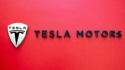 Elon Musk's Tesla apparently wants its own music streaming service Elon Musk's Tesla apparently wants its own music streaming service