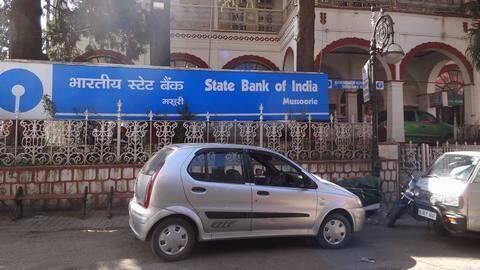 State Bank of India slashes rates by 50 basis points State Bank of India slashes rates by 50 basis points
