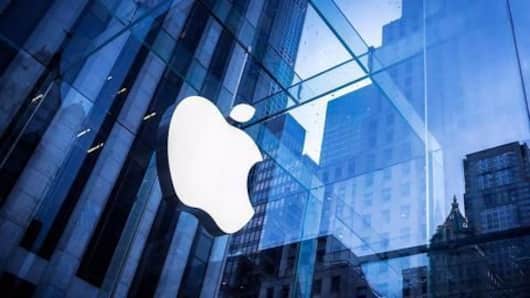 Future Apple iPhones will unlock with face scan