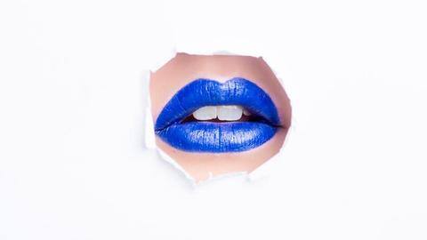 Summer 2022 is all about bright makeup and zesty wardrobe Summer 2022 is all about bright makeup and zesty wardrobe