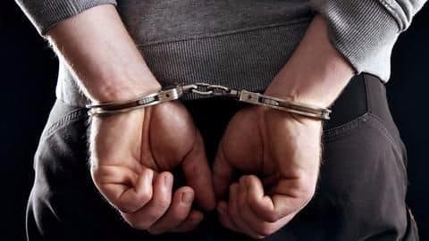 Delhi: Impersonators caught red-handed while conducting fake job interviews Delhi: Impersonators caught red-handed while conducting fake job interviews
