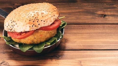 5 vegetarian burgers to make at home 5 vegetarian burgers to make at home