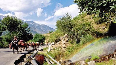 Unrest in Valley hits tourism hard, locals suffer Unrest in Valley hits tourism hard, locals suffer