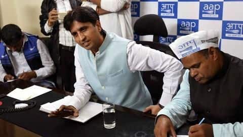 AAP's Kumar Vishwas says he is the "youngest Advani" AAP's Kumar Vishwas says he is the "youngest Advani"