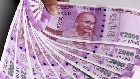 RTI: Rs. 2000 notes are here to stay RTI: Rs. 2000 notes are here to stay