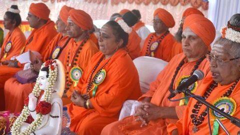 Lingayats get special religious minority status, but are they non-Hindus? Lingayats get special religious minority status, but are they non-Hindus?