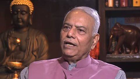 Senior BJP leader Yashwant Sinha derides government's economic policies Senior BJP leader Yashwant Sinha derides government's economic policies