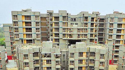 DDA offers 6,000 'twice rejected' flats to paramilitary forces DDA offers 6,000 'twice rejected' flats to paramilitary forces