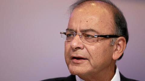 Jaitley vs Sinha: Jaitley calls Sinha "job applicant at 80"! Jaitley vs Sinha: Jaitley calls Sinha "job applicant at 80"!