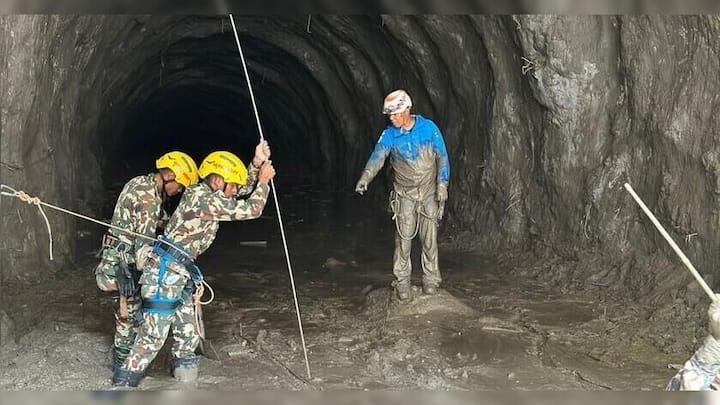 2 workers rescued from Nepal tunnel after voices heard 