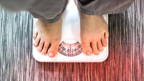 Does eating slowly help one lose weight? Let's find out! Does eating slowly help one lose weight? Let's find out!