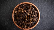 How to use cloves in cooking 