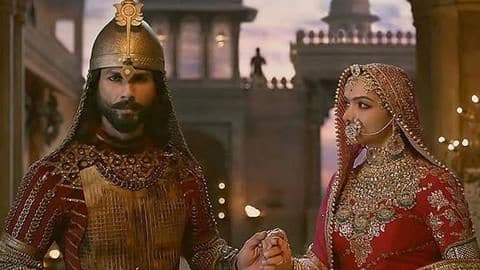 Padmaavat makes a royal entry to the Rs. 100cr club Padmaavat makes a royal entry to the Rs. 100cr club