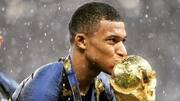 Who were the individual award winners at 2018 World Cup?