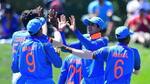 India outclass arch-rivals Pakistan