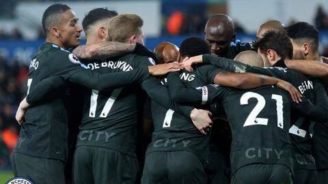 Manchester City thrash Swansea 4-0 Manchester City thrash Swansea 4-0