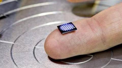 IBM develops world's smallest computer that costs just Rs. 7 IBM develops world's smallest computer that costs just Rs. 7