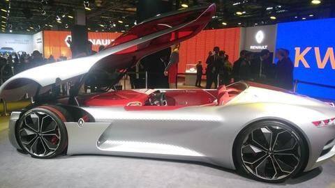 Renault unveils concept car, Piaggio launches iAprilia SR 125 two-wheeler Renault unveils concept car, Piaggio launches iAprilia SR 125 two-wheeler
