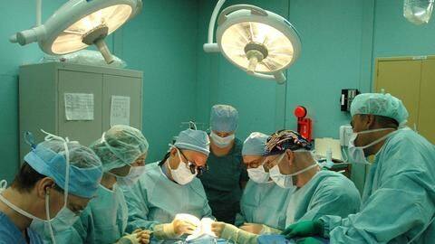 Rod removed from man's body after 5-hr surgery