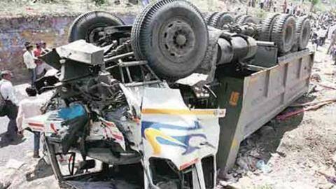 Jharkhand: Nine killed in road accident, CM announces ex-gratia Jharkhand: Nine killed in road accident, CM announces ex-gratia