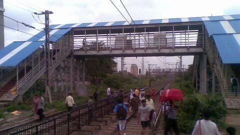 Mumbai stations, that receive over 25,000 footfall, to get escalators Mumbai stations, that receive over 25,000 footfall, to get escalators