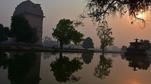 Warm morning in Delhi, but rains expected Warm morning in Delhi, but rains expected