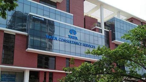 TCS ranked the fastest growing IT services brand in 2018 TCS ranked the fastest growing IT services brand in 2018