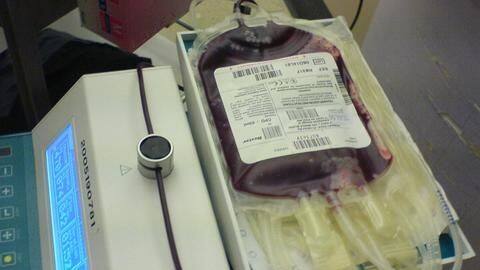 Delhi: CAG report reveals 32 blood banks running without licenses Delhi: CAG report reveals 32 blood banks running without licenses