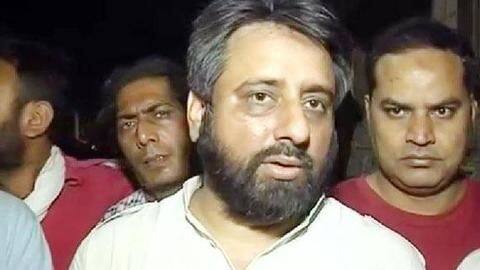 #SignatureBridge: AAP's Amanatullah Khan denies pushing BJP's Manoj Tiwari #SignatureBridge: AAP's Amanatullah Khan denies pushing BJP's Manoj Tiwari