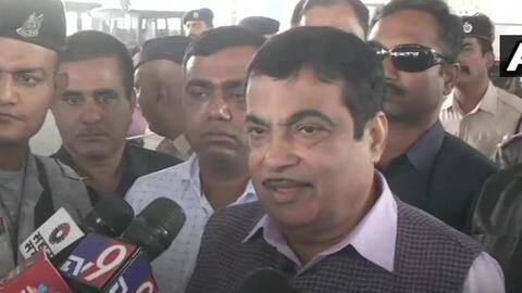 Taking surprise flight, Gadkari landed in Nagpur, sparked speculations Taking surprise flight, Gadkari landed in Nagpur, sparked speculations